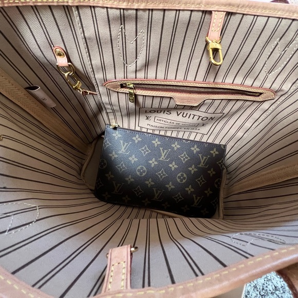 LV MM Neverfull - Excellent condition- Authentic - Picture 2 of 8